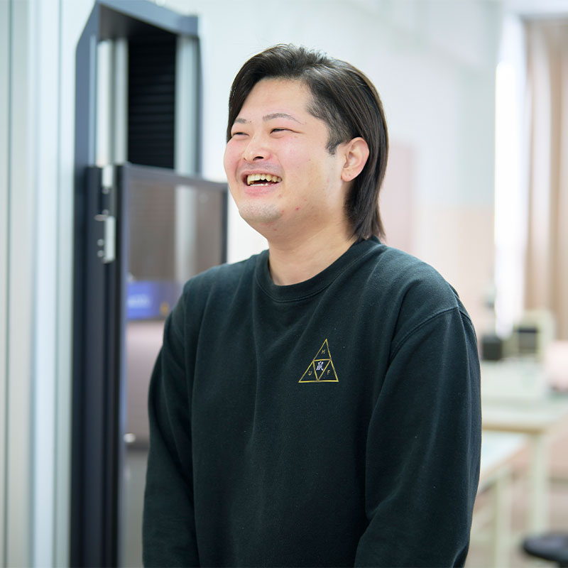 Look up to Senpai 機械工学科 浅利直輝さん09