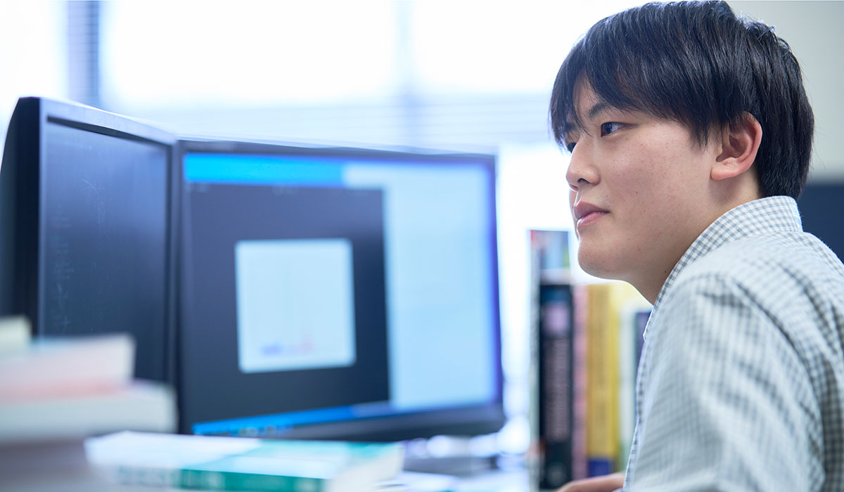 Look up to Senpai 情報工学科 設楽夏希さん07