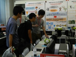研究室を自由に見学できるオープンラボ