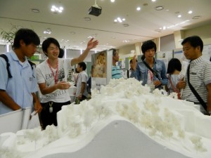OP8月5