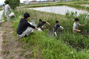 流れと逆行するから、なかなか前に進まない!