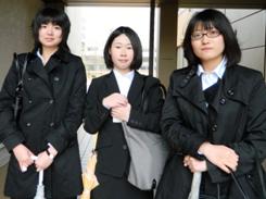 大学生活を楽しみながら専門分野の知識を学び、被災地のために役立つ人になりたい。