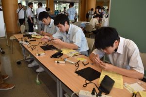 LEDキャンドルや立体構造物などモノづくりにも挑戦