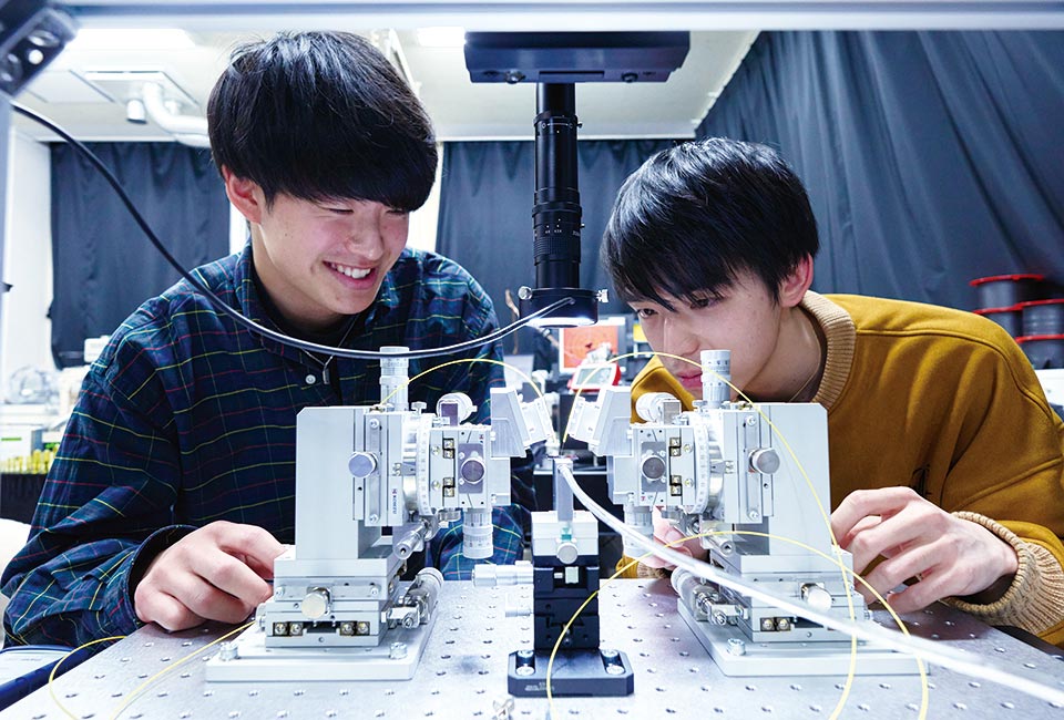 電気電子工学科